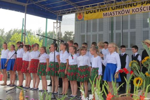 Dożynki gminno  parafialne w Miastkowie - Zdjęcie główne